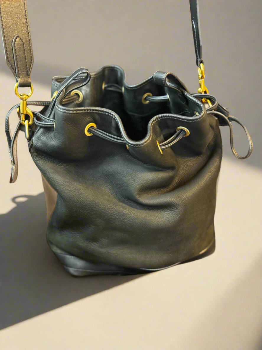 GUCCI Nubuck Bucket - Vintage