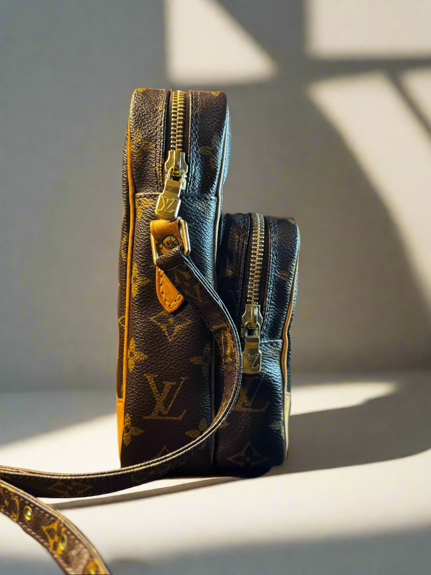 LOUIS VUITTON Amazone